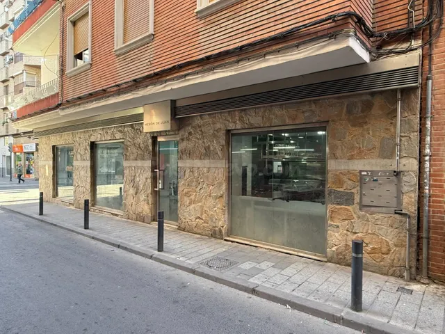 Local para cafetería listo para entrar + almacén – Barrio de - foto 3