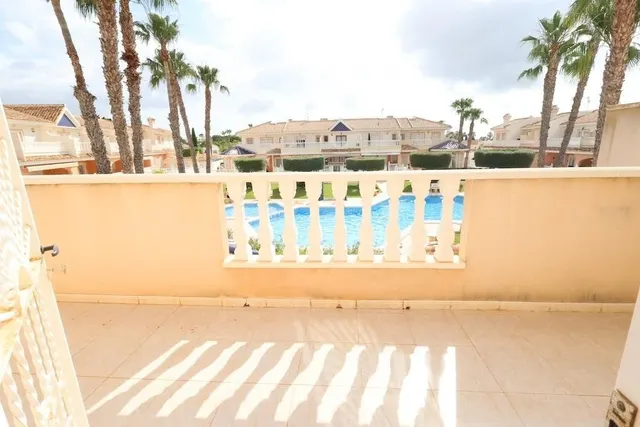 Casa 5 habitaciones 139m² en venta - Doña Pepa — 24