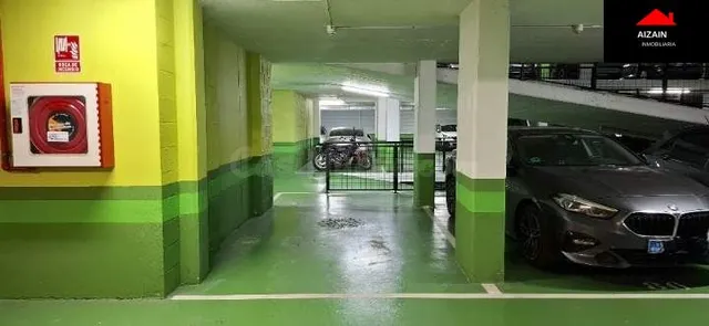 Amplia parcela en Deusto! - foto 2