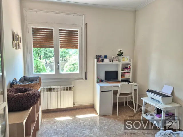 Casa unifamiliar con jardín y gran potencial en Vallvidrera — 40