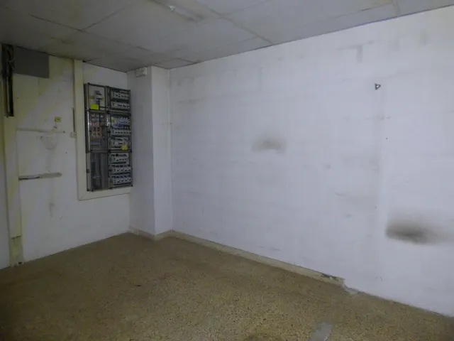 Local comercial esquinero en la zona de Poble Nou — 6