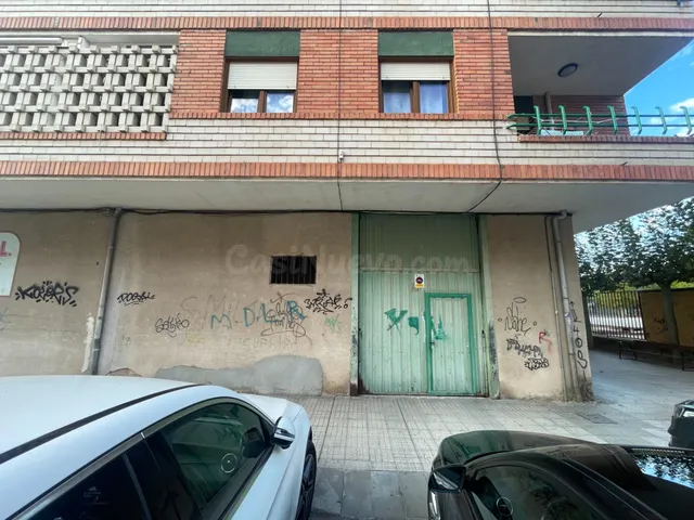 LOCAL COMERCIAL DE 247 M2 - foto 2