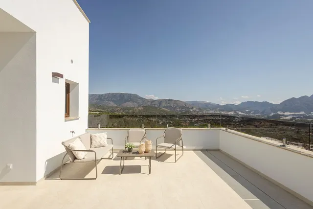 Villa 3 habitaciones 165m² en venta - Casco urbano — 17