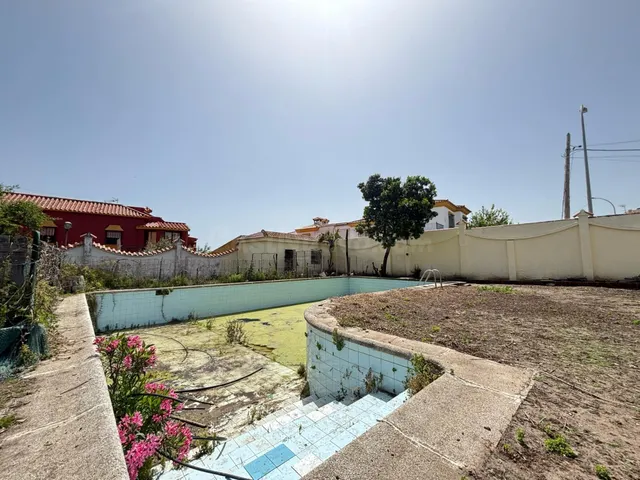 ¡CHALET INDEPENDIENTE EN LA MEJOR ZONA DE RINCONCILLO! — 5