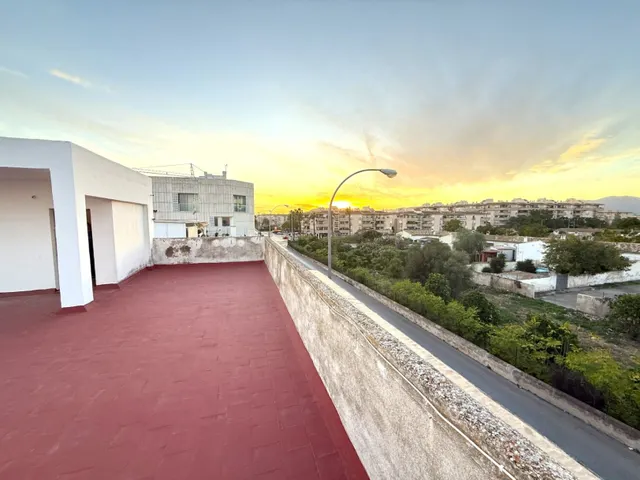 Edificio 3 habitaciones 302m² en venta - Pont dInca — 50