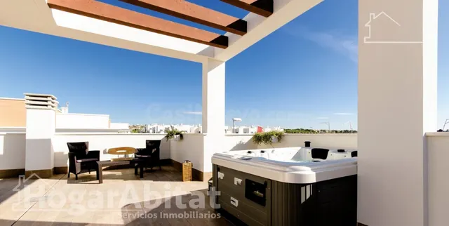 ESPECTACULAR CHALET CON JARDÍN, PISCINA Y GARAJE — 4