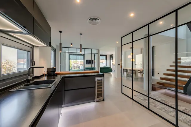 Exclusividad, diseño y privacidad en una de las mejores zonas residenciales de Sevilla — 31