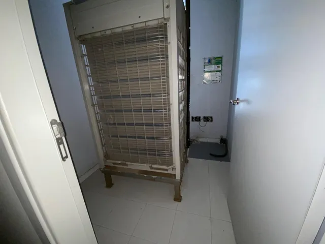 LOCAL COMERCIAL en LOS DOLORES — 18