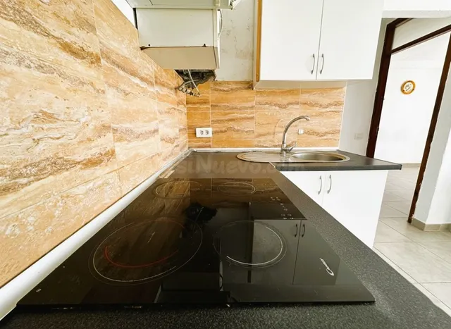 Acogedor apartamento con terraza y vistas al mar en Playa de las Américas — 6
