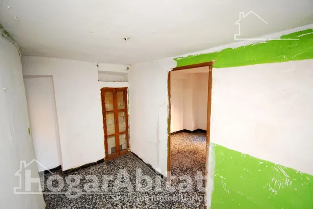 ¡GRAN OPORTUNIDAD! DOS CASAS CON TERRAZA Y BALCÓN — 32