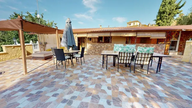 Parcela de más de 1.500 m2 con casa de madera y vistas despejadas en Cuevas Bajas, (Almodóvar del Río) — 25