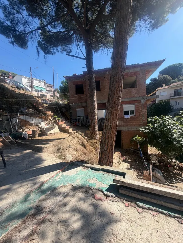 Casa a terminar a tu gusto en parcela de 1.163 m2 – Can Mass - foto 3