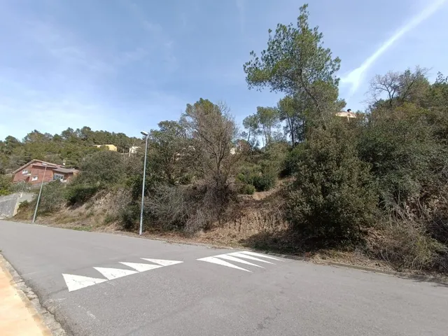 GRAN TERRENO EN CAN VINYALS — 2