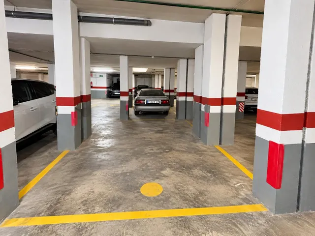 AMPLIO PISO DE 3 habitaciones, GARAJE Y PISCINA EN AYORA! — 25