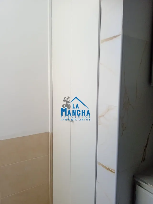**86.000€** INMOBILIARIA LA MANCHA VENDE PISO EN ALMANSA-ALBACETE — 36