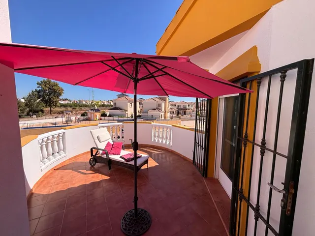 Chalet 3 habitaciones 108m² en venta - EL RASO — 31