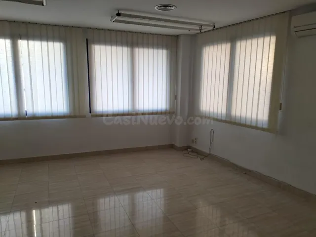 Oficinas en entresuelo centro - foto 5