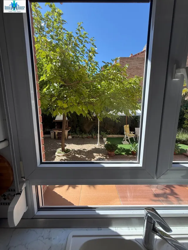 INMOHOUSE VENDE PAREADO — 36
