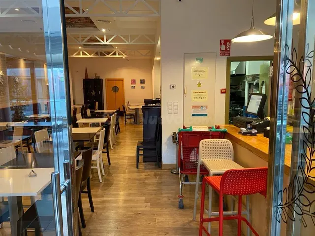 SE TRASPASA RESTAURANTE EN C.C. THADER - foto 5