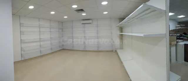Local comercial 145m² en venta - Marbella - foto 2