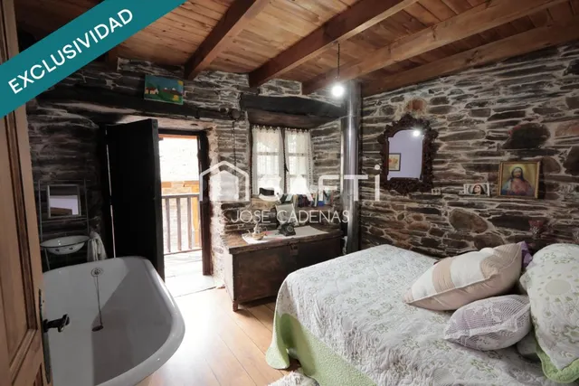 ¡Oportunidad única! Espectacular casa rural tradicional  con huerto de regadío y vistas a la montaña. — 18