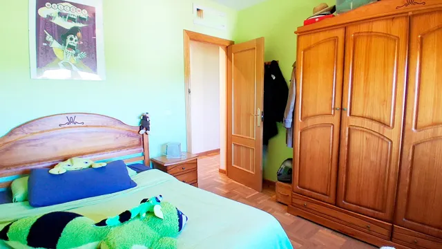 Urbis te ofrece un chalet en venta en Ciudad Rodrigo, Salamanca. — 48