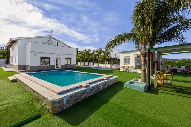 Chalet 6 habitaciones 336m² en venta - Costa del Sol — 3