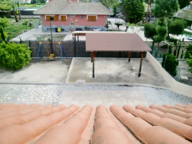 Chalet independiente en Murcia capital con parcela de 2.500 m2, piscina y 8 dormitorios — 20