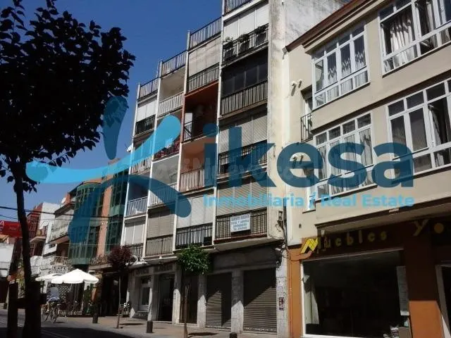 Piso en venta en Av. 28 de Febrero - San Juan de Aznalfarach