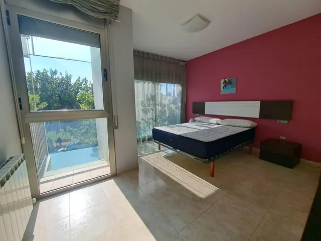 Impecable piso en venta en Primera linea de Mar en  Pineda de Mar (Pueblo Nuevo) — 17