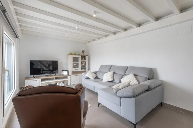 CASA DE 2019 EN BOLA DE ORO CON VISTAS A SIERRA NEVADA — 4