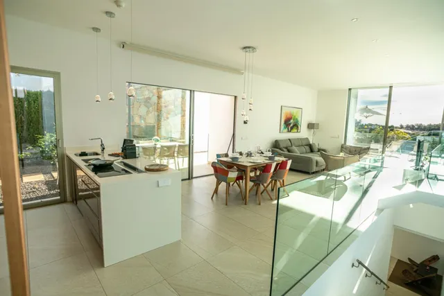 GRAN VILLA EN ORIHUELA COSTA, 4 HAB, 2 BAÑOS — 7