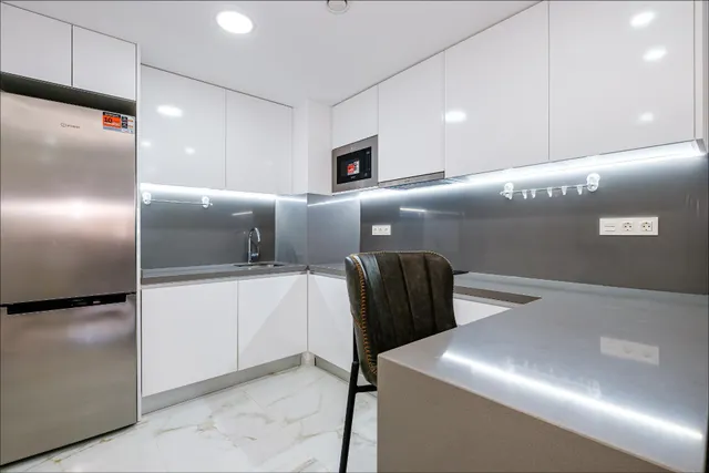 Apartamento 4 habitaciones en venta - Estacion de autobuses — 6