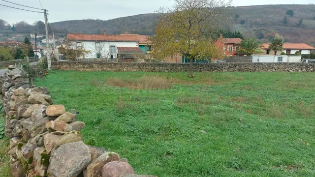 Finca urbana en venta en Arenas de Iguña - foto 2