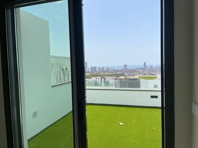 Se vende bonito apartamento 2 dormitorios y 2 baños y vistas al mar con garaje y trastero 608249911 — 19