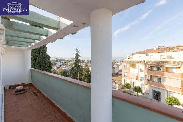 Casa independiente a 5 minutos de Granada en buen estado para entrar a vivir — 20