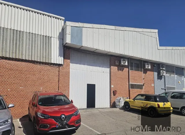 ESTUDIO HOME MADRID ofrece nave industrial para reformar, si