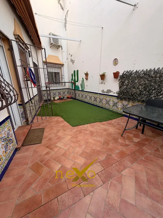 CASA DOS PLANTAS. ZONA NECRÓPOLIS — 19