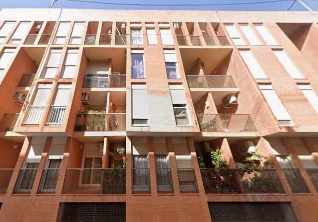Se vende piso CESIÓN DE REMATE en C/ CAÑADA MIGUEL HERNANDEZ
