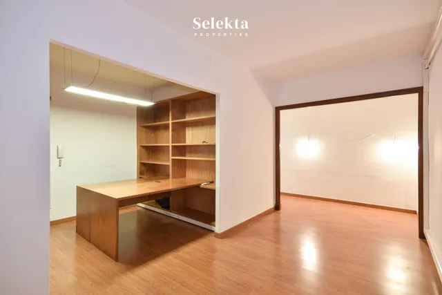 Piso 3 habitaciones 148m² en alquiler - El Gòtic — 24