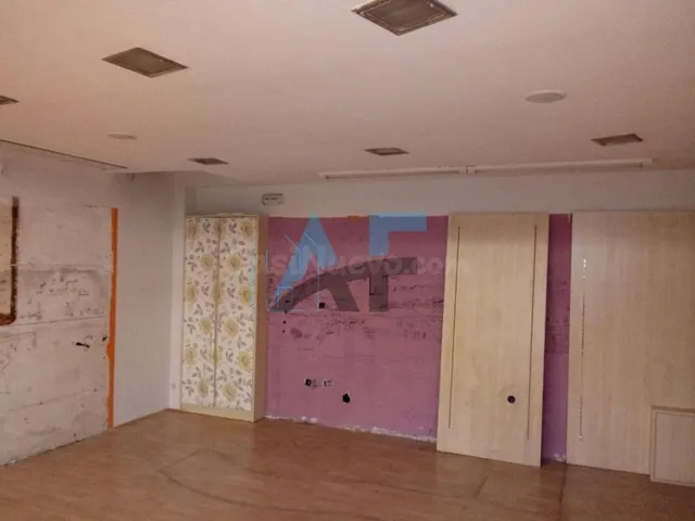 Local comercial 45m² en alquiler - Centro — 9