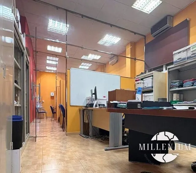 Nave industrial 310m² en venta - Barrio de la Estación — 12