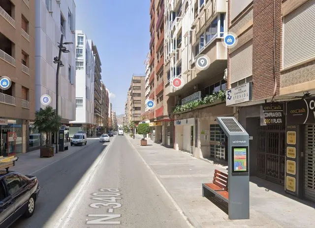Amplio Local en Alquiler en Avenida Juan Carlos I, Lorca - foto 3