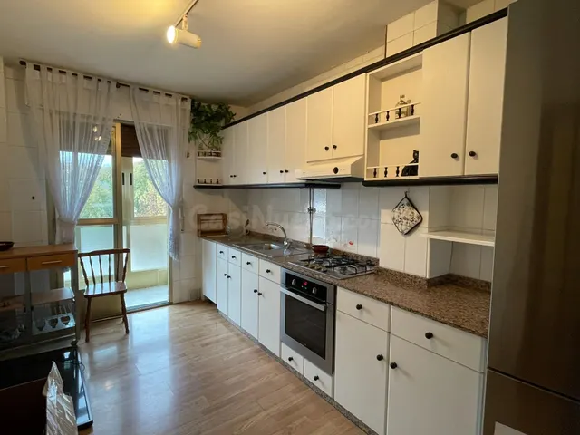 Venta de casa con bar en Toral de Merayo - foto 4