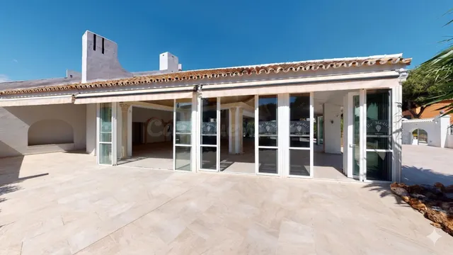 Restaurante y Parcela con Proyecto para Centro de Negocios e - foto 3