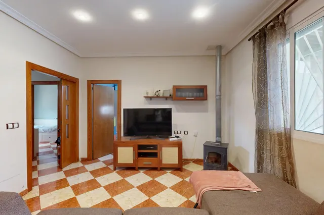 Luminosa Planta Baja con Gran Patio y Terraza en el Barrio de la Concepción — 17