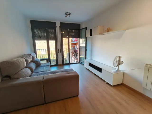 Piso nuevo, totalmente reformado, para entrar a vivir, en el - foto 2
