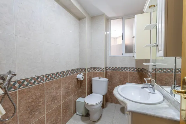 PISO JUNTO PLAZA DE LA HIPICA - AVENIDA DE AMERICA — 24