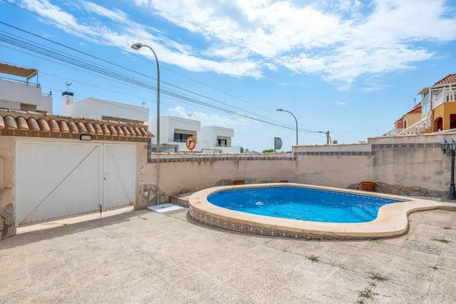 CASA DE 3 DORMITORIOS 2 BAÑOS EN SAN MIGUEL DE SALINAS ( ALICANTE ) — 6