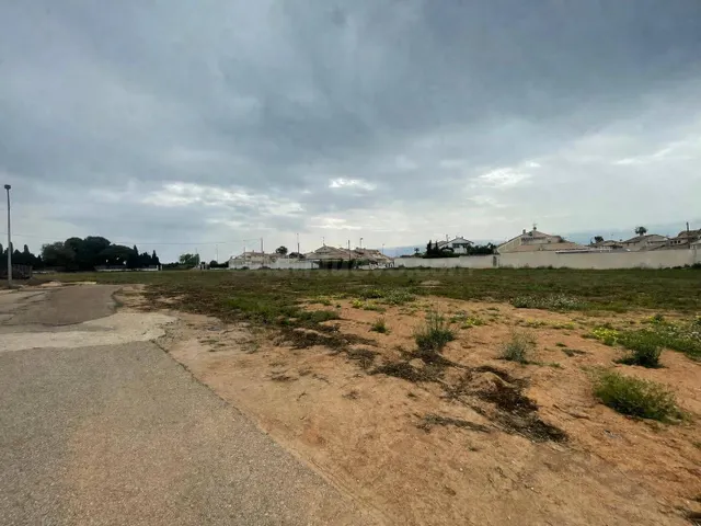 Terreno Urbanizable en LA RIBERA Oportunidad a Solo 500m de  - foto 3